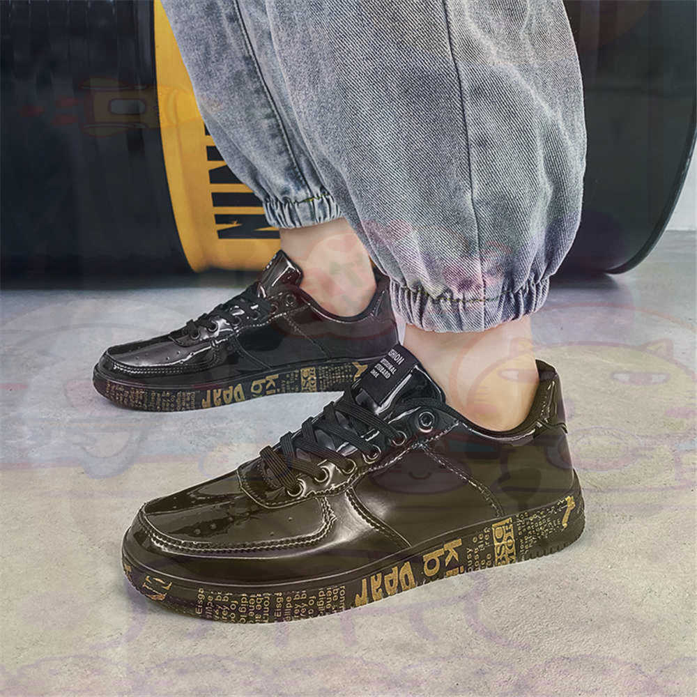 Round Foot Size 45 Sneakers Wh - Streetwear Brand Expensive recension och pris